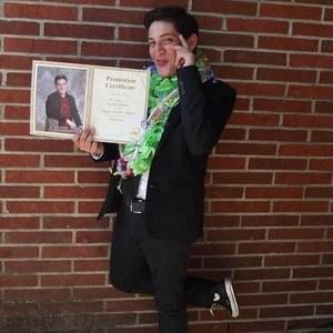 Meet your Posher, Emilio